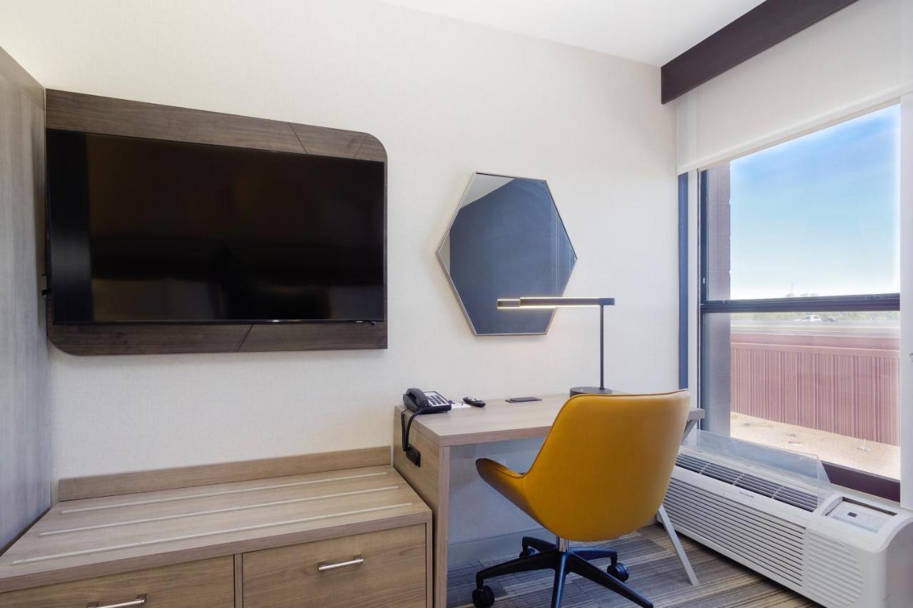 Holiday Inn Express & Suites Phoenix - Tempe By Ihg Εξωτερικό φωτογραφία