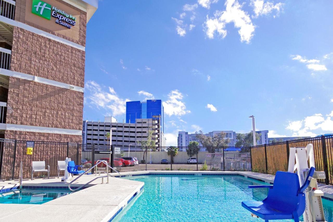 Holiday Inn Express & Suites Phoenix - Tempe, An Ihg Hotel Εξωτερικό φωτογραφία